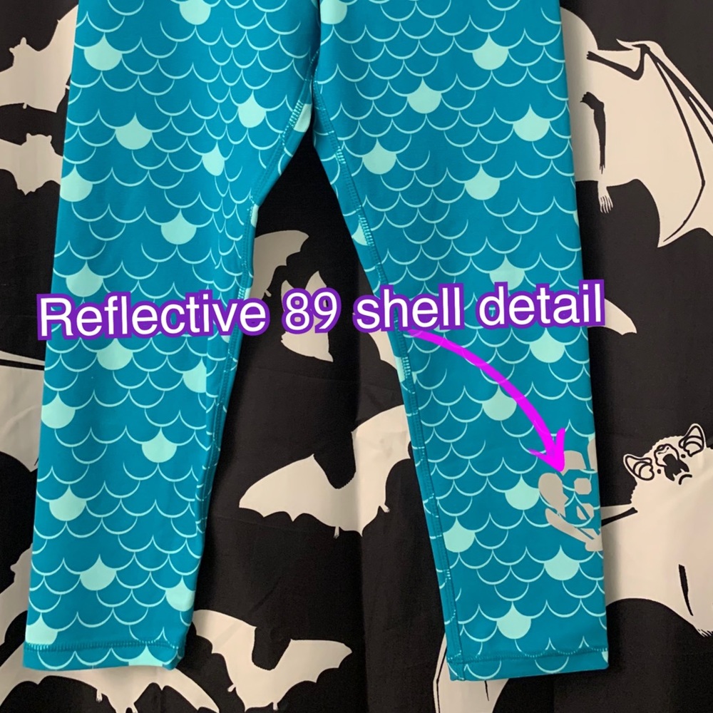 Disney’s Ariel yoga pants - Picture 3 of 4